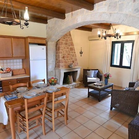 Christina Villas- Minoan Inland Pentamodi Экстерьер фото