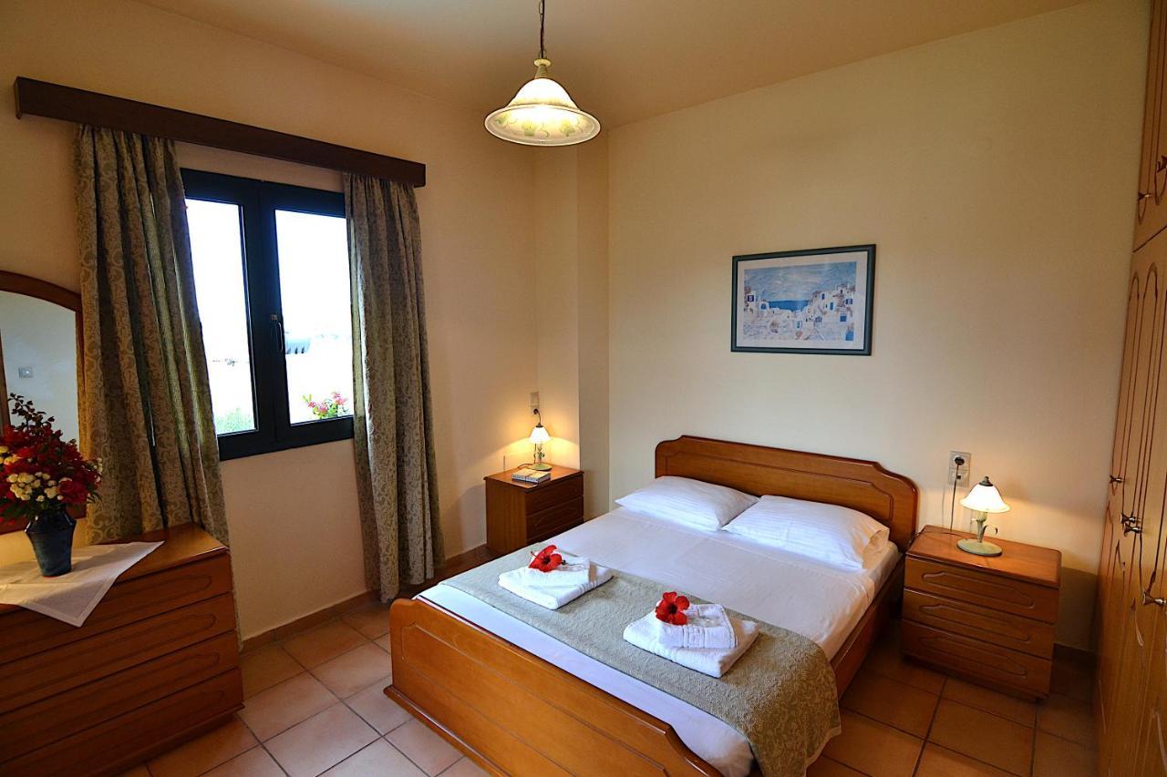 Christina Villas- Minoan Inland Pentamodi Экстерьер фото