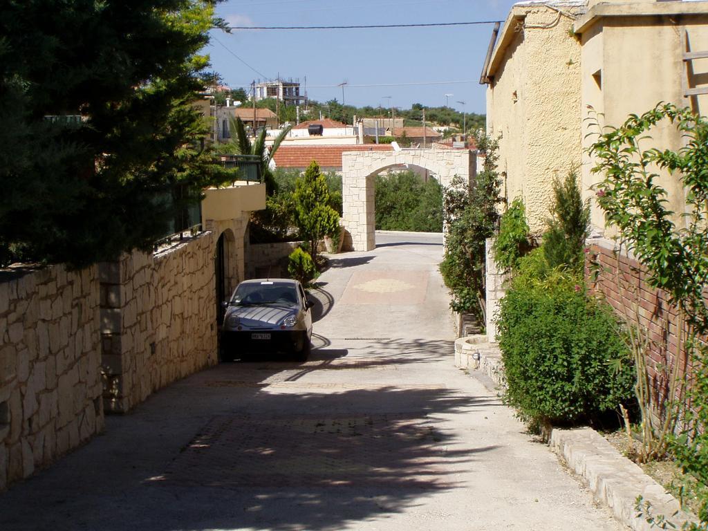 Christina Villas- Minoan Inland Pentamodi Экстерьер фото